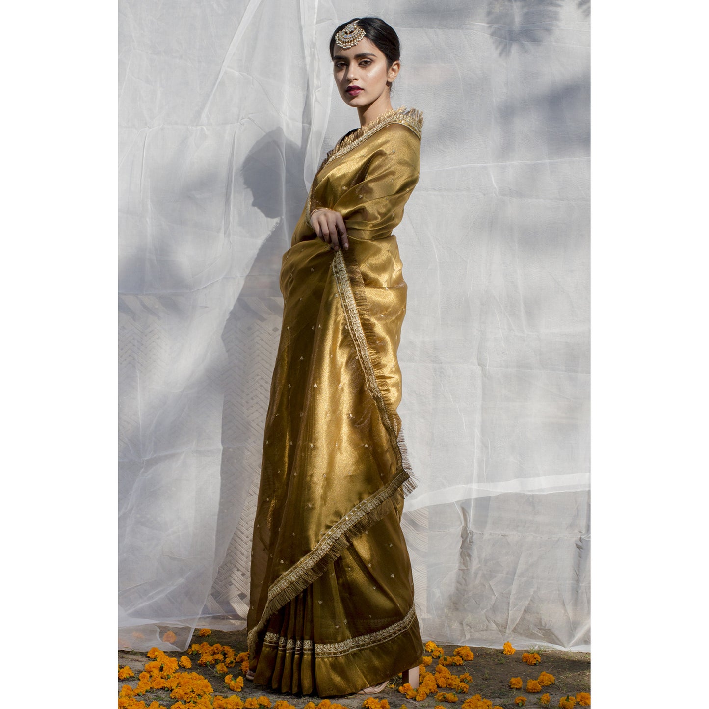 GOLD SAREE | DYOT