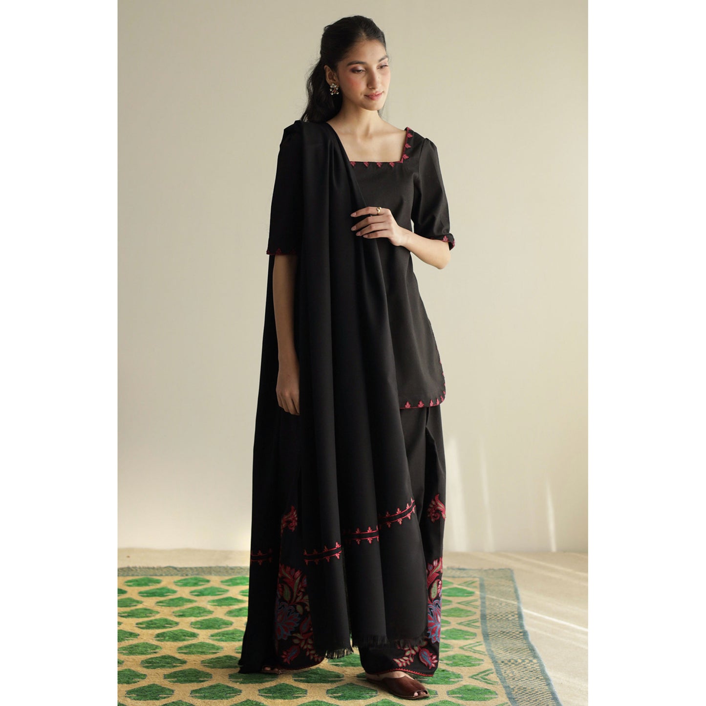 Black Outfit | FALL WINTER '25 | DYOT