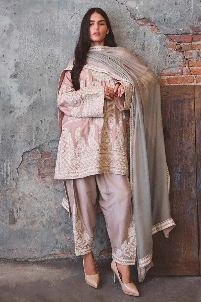 Dusty Pink Zari-thread Embroidered Kurta Set | Diffusion '26 | Iqbal Hussain