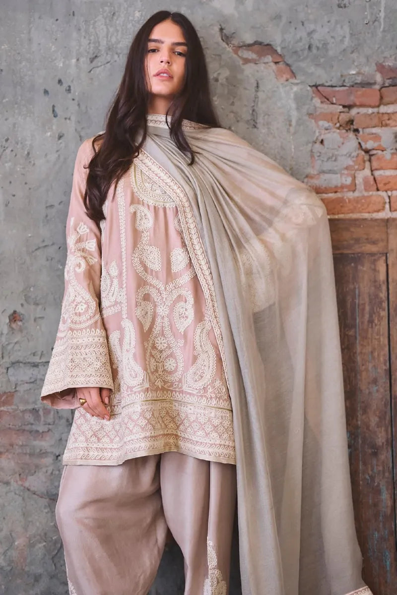 Dusty Pink Zari-thread Embroidered Kurta Set | Diffusion '26 | Iqbal Hussain