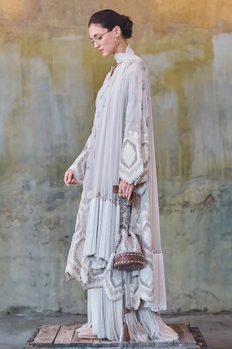 Ivory And Beige Embroidered Kurta Set | Diffusion '26 | Iqbal Hussain