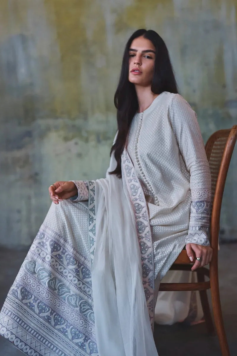 Ivory Zari And Thread Embroidered Kurta Set | Diffusion '26 | Iqbal Hussain