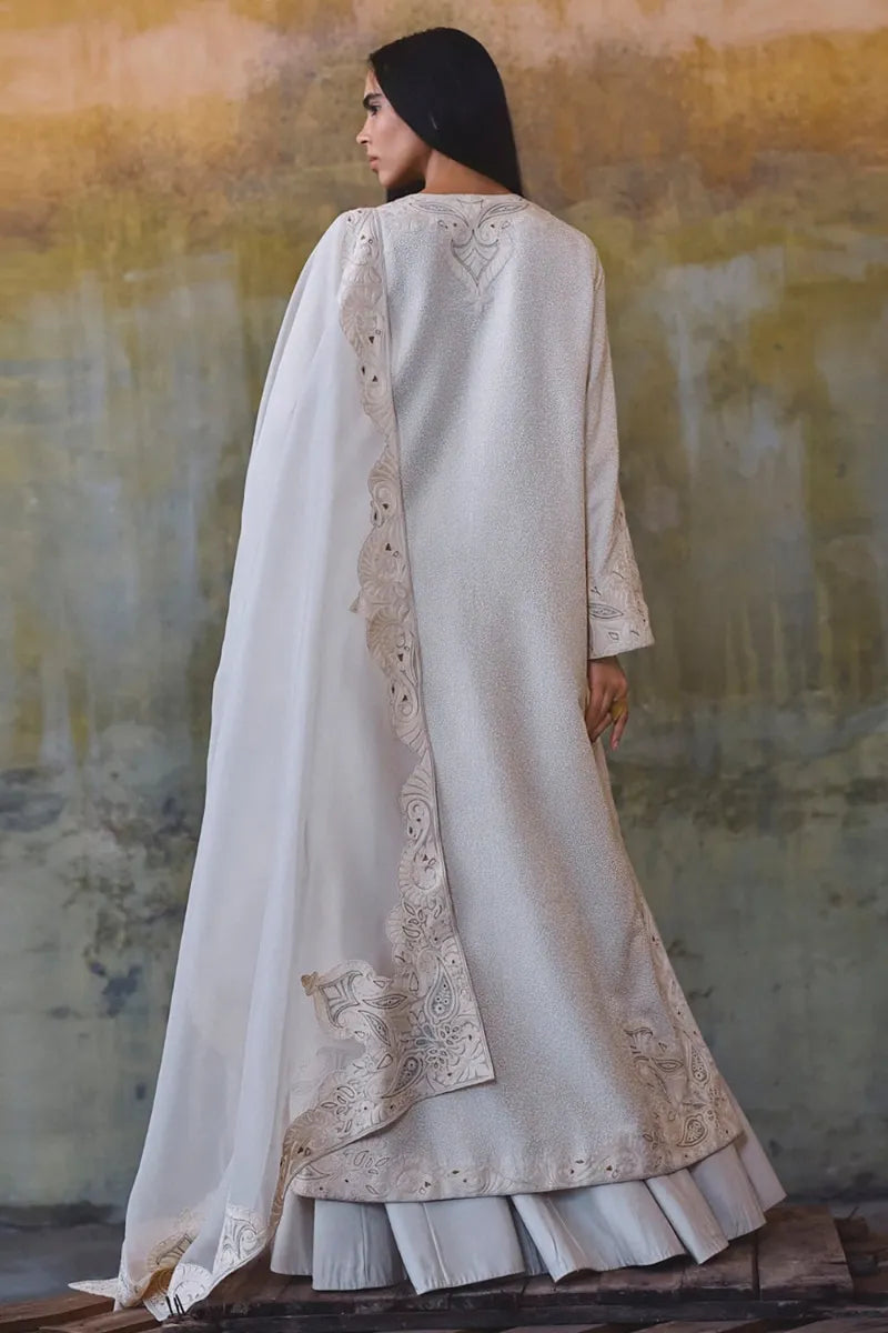 ivory Thread And Zari Embroidered Kurta Set | Diffusion '26 | Iqbal Hussain