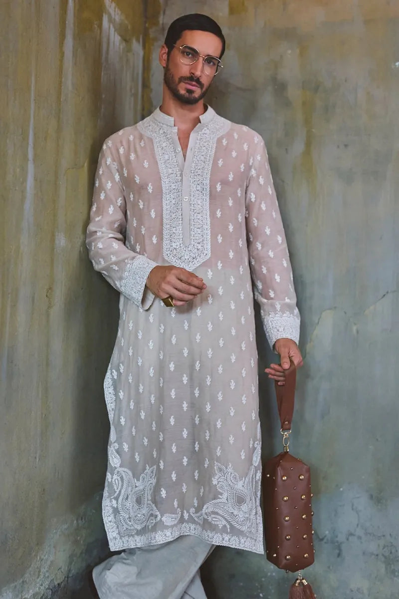 Off-white Chikankari Embroidered Kurta Set | Diffusion '26 | Iqbal Hussain