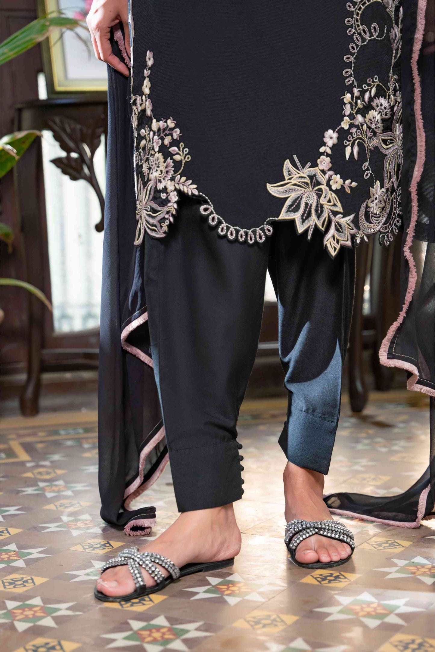 INK NOIR | LUXE EID EDIT '26 | Studio Mehr