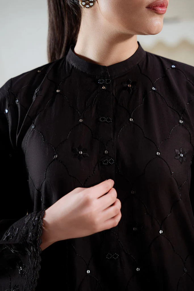 NOIR SPELL EMBROIDERED SHIRT | EXCLUSIVE PRET | Cross Stitch