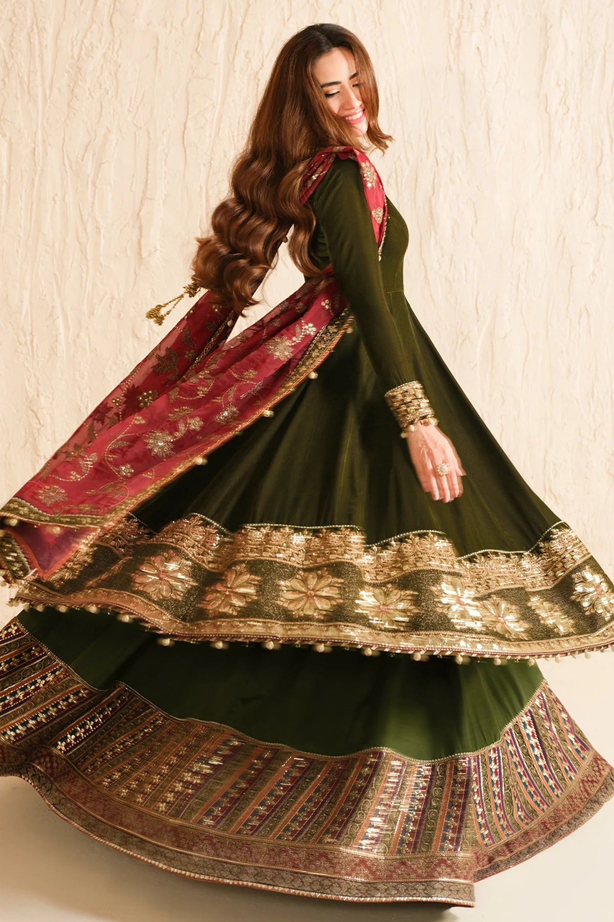 JZ-VF-D2036-0 | EMBROIDERED VELVET FORMAL | Jazmin