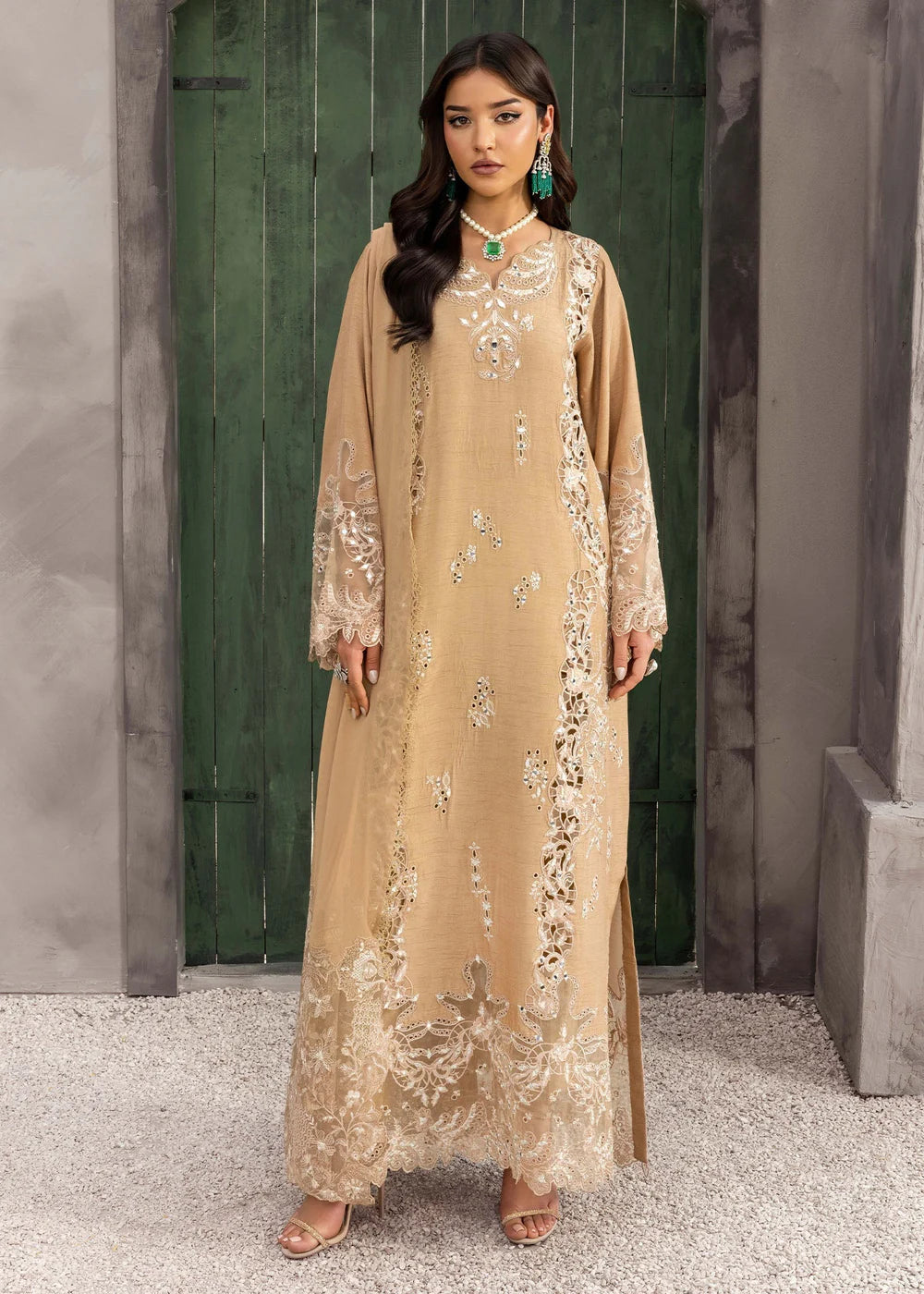 Mist Rose | Nureh | Saira Shakira