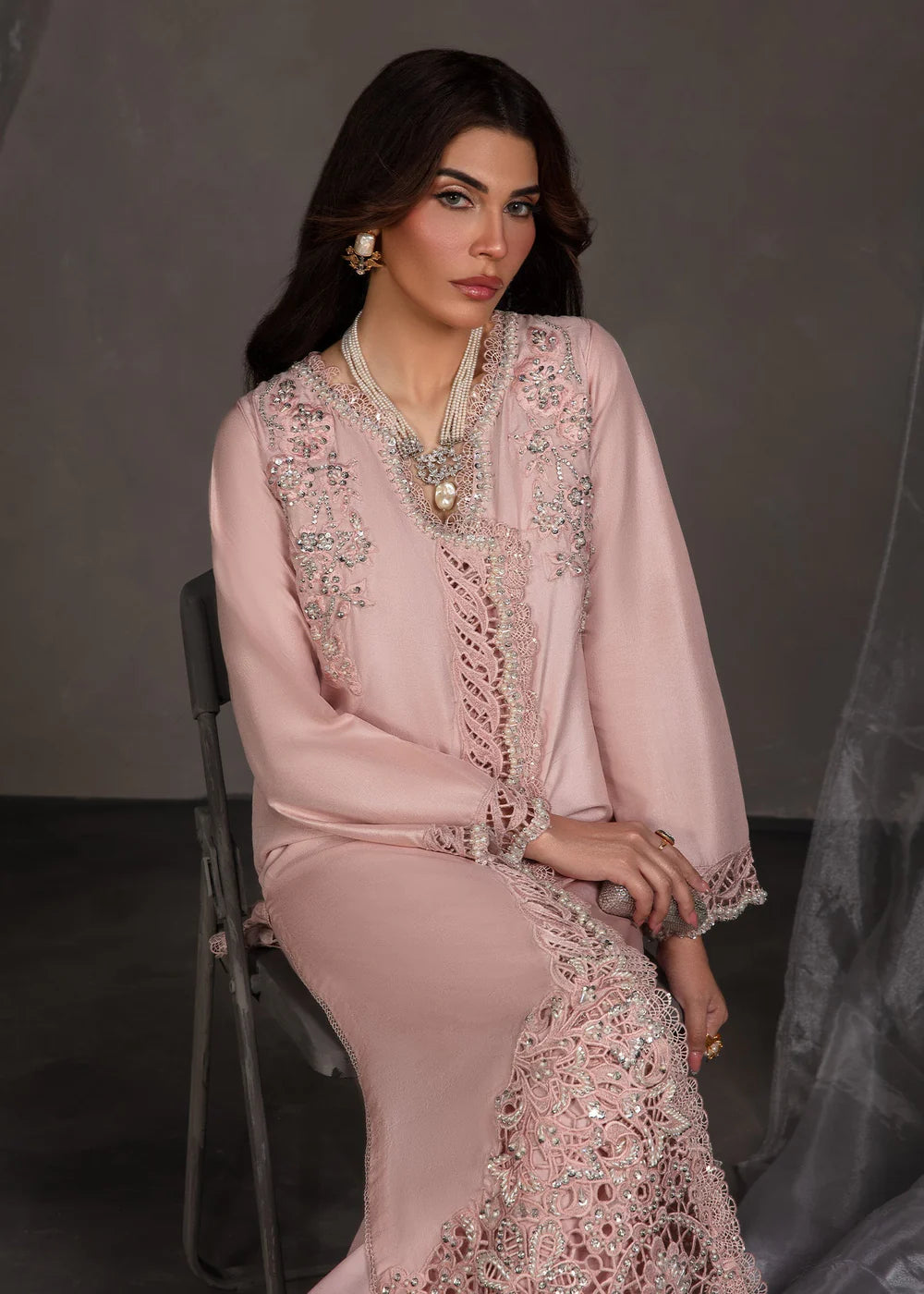Lustre | Saira Shakira