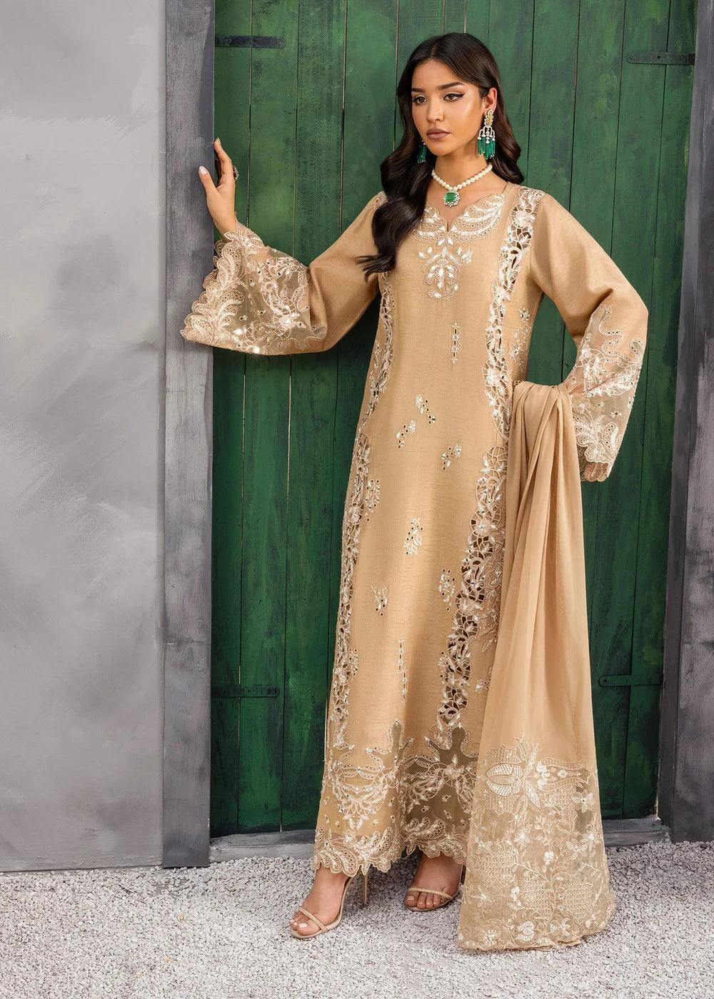 Mist Rose | Nureh | Saira Shakira