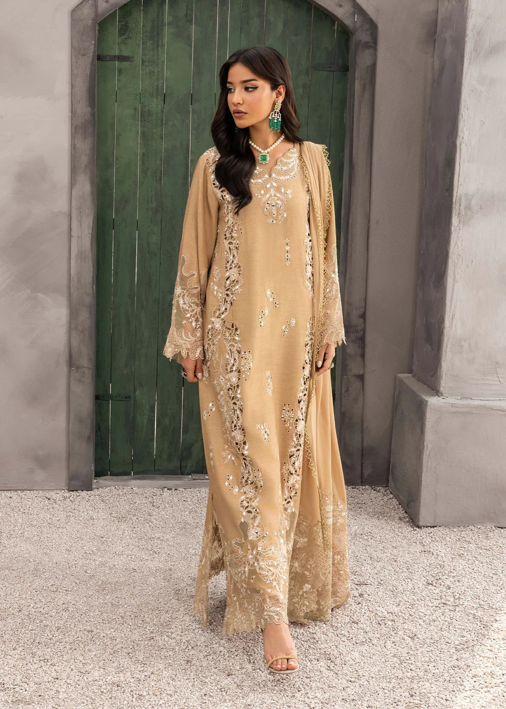Mist Rose | Nureh | Saira Shakira
