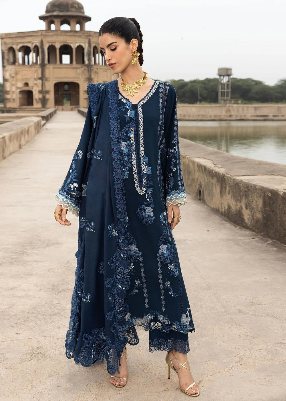 LILA 1-A | Winter Unstitched '25 | Saira Shakira