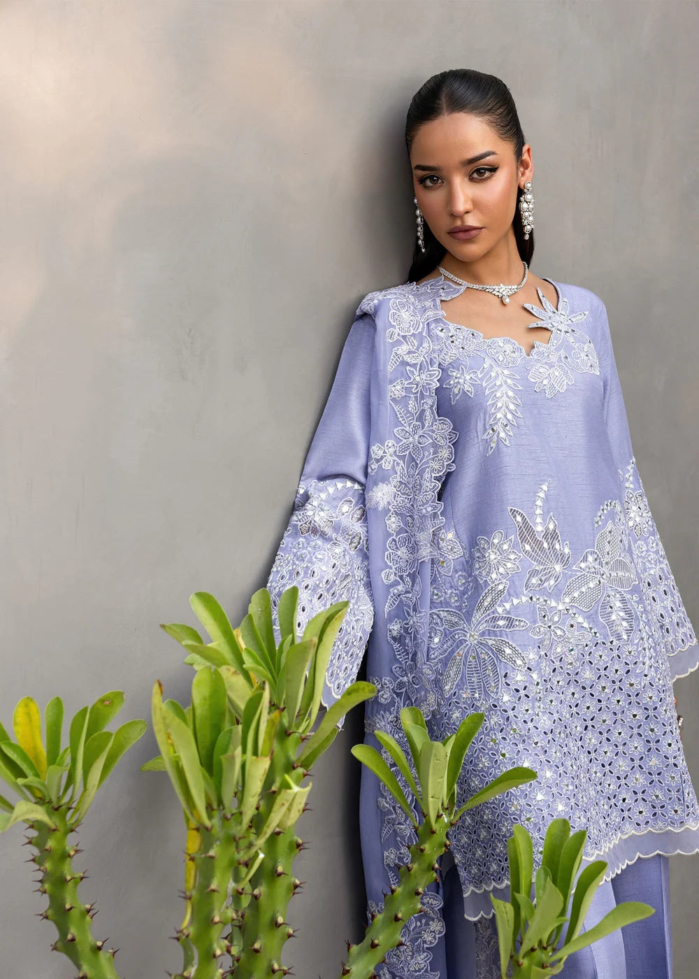 Moon Petal | Nureh | Saira Shakira