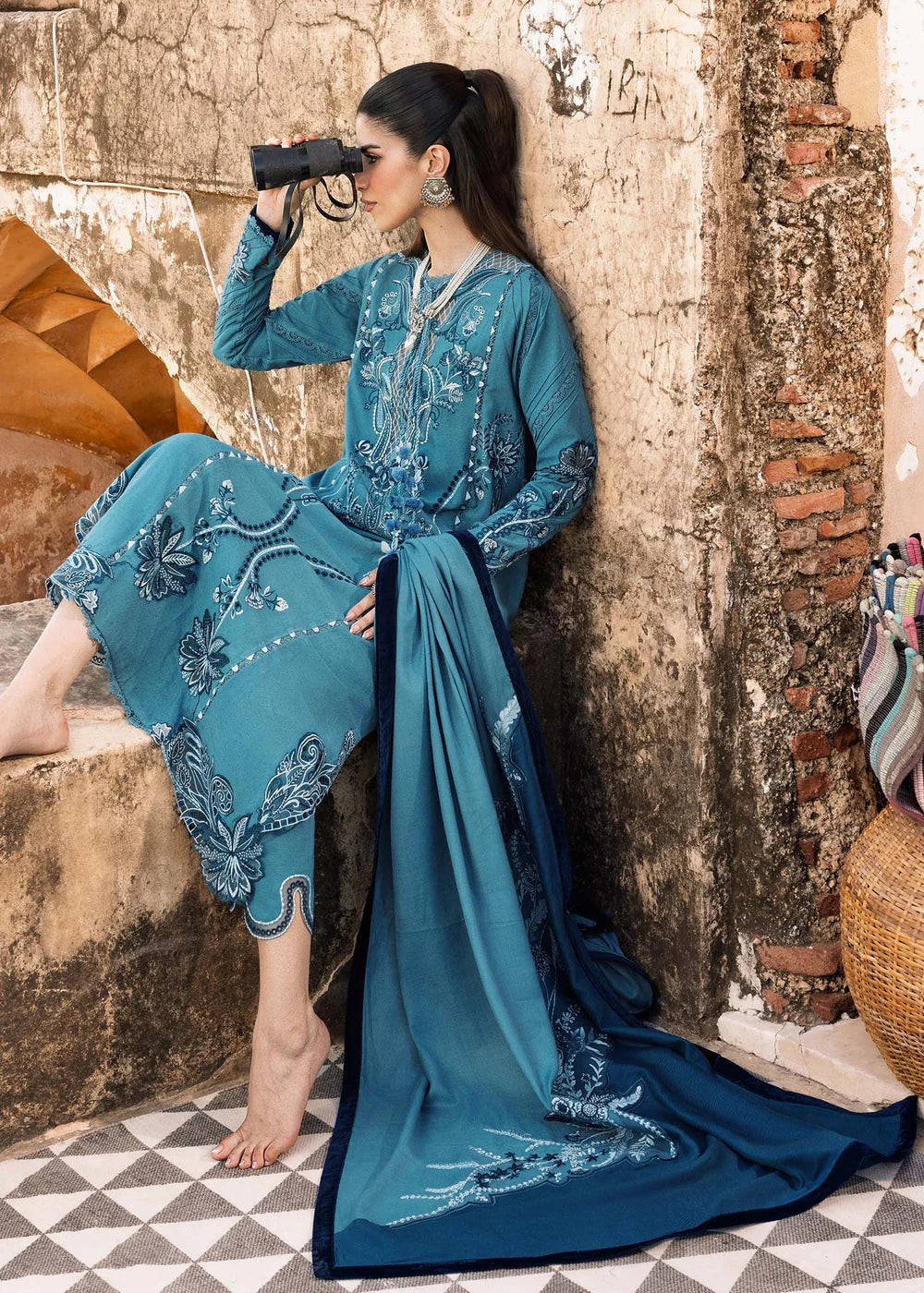 FRIYA 2-B | Winter Unstitched '25 | Saira Shakira