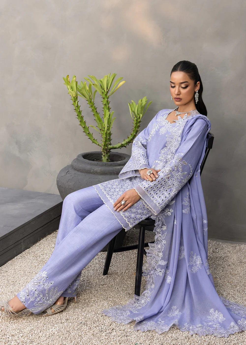 Moon Petal | Nureh | Saira Shakira