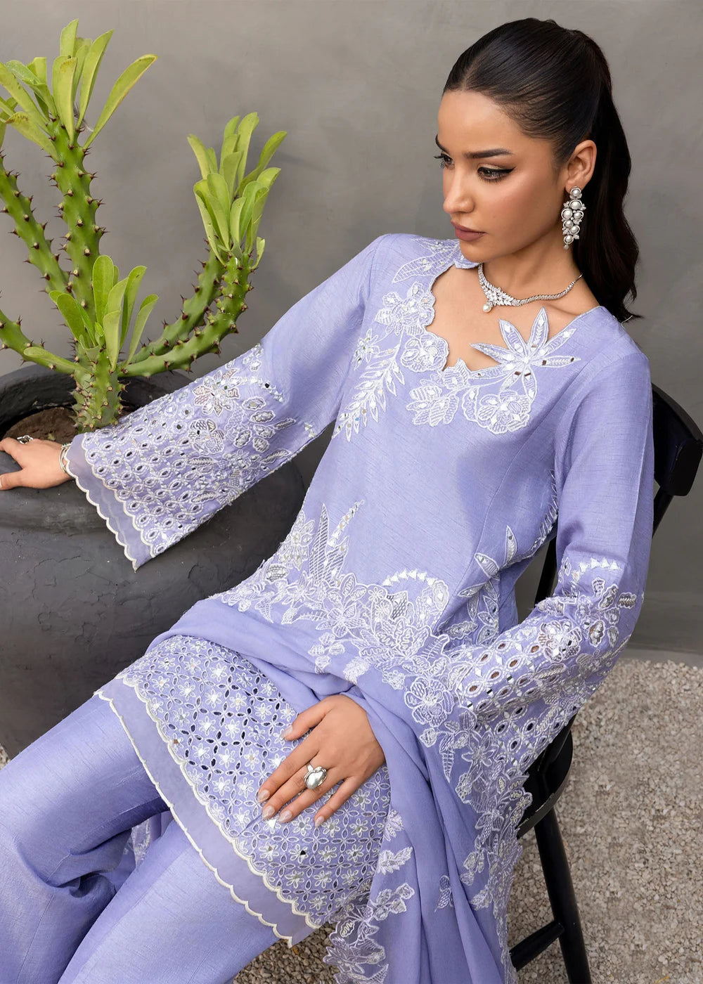 Moon Petal | Nureh | Saira Shakira