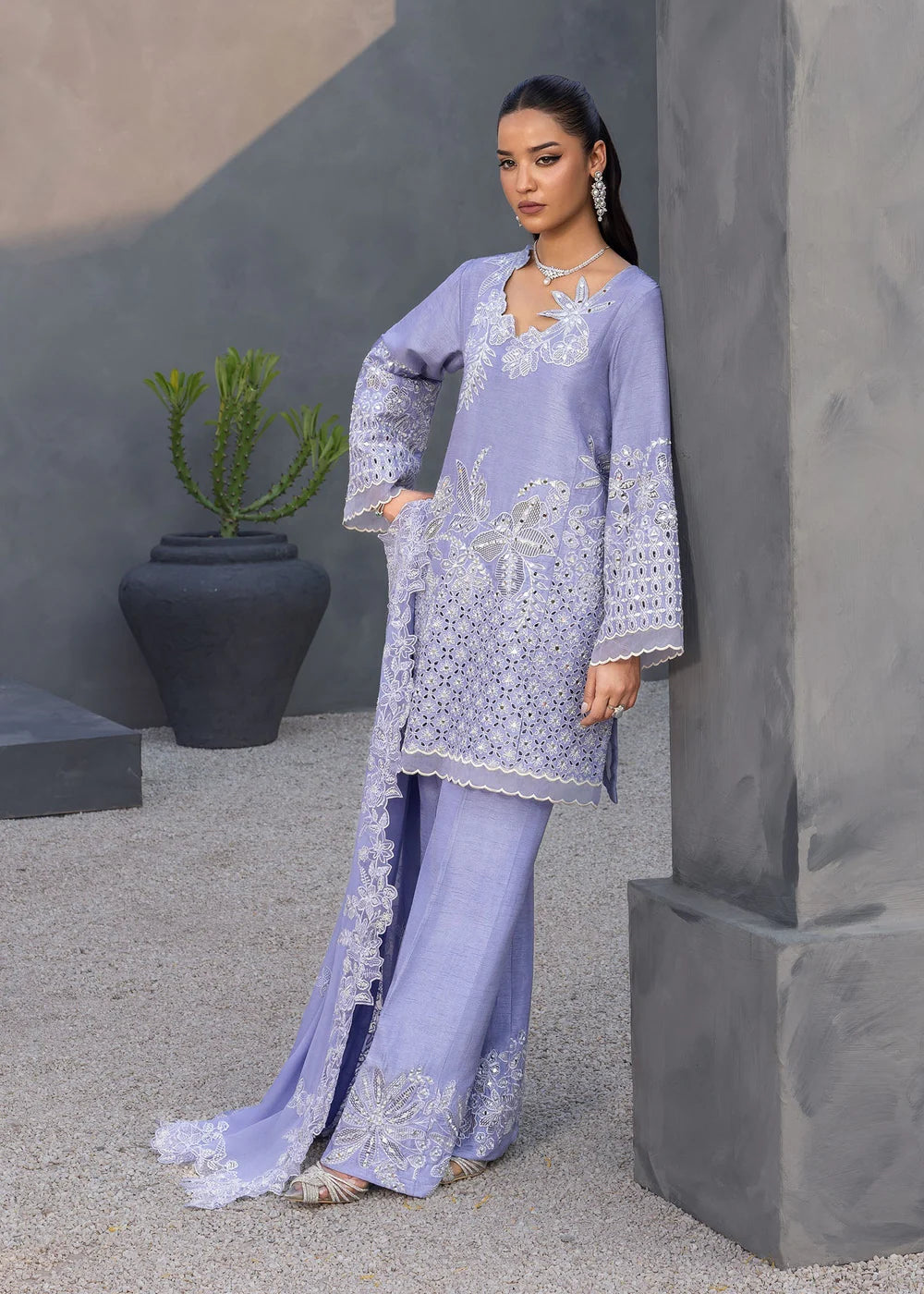 Moon Petal | Nureh | Saira Shakira