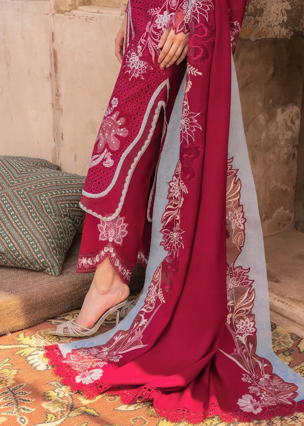 GULNAAR 4-A | Winter Unstitched '25 | Saira Shakira