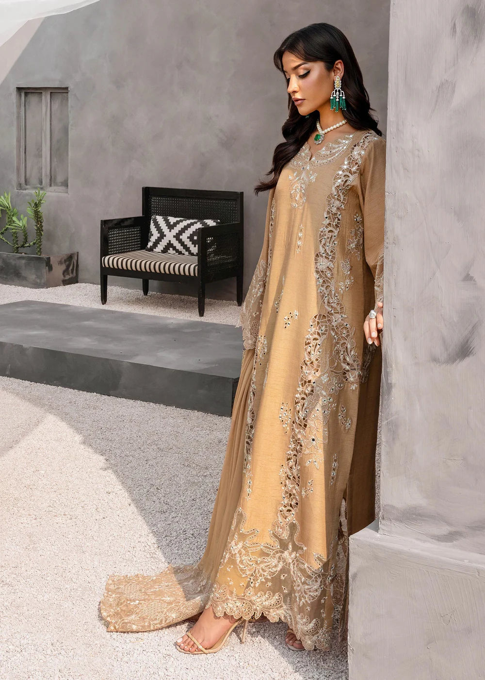 Mist Rose | Nureh | Saira Shakira