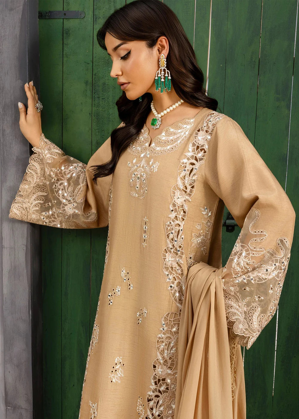 Mist Rose | Nureh | Saira Shakira