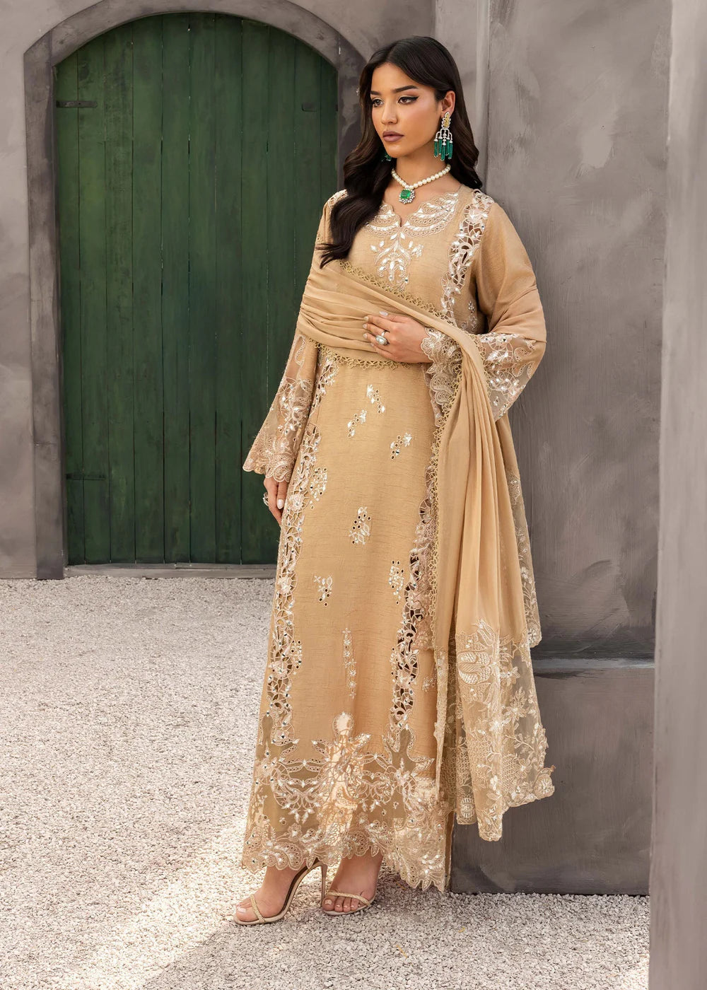 Mist Rose | Nureh | Saira Shakira