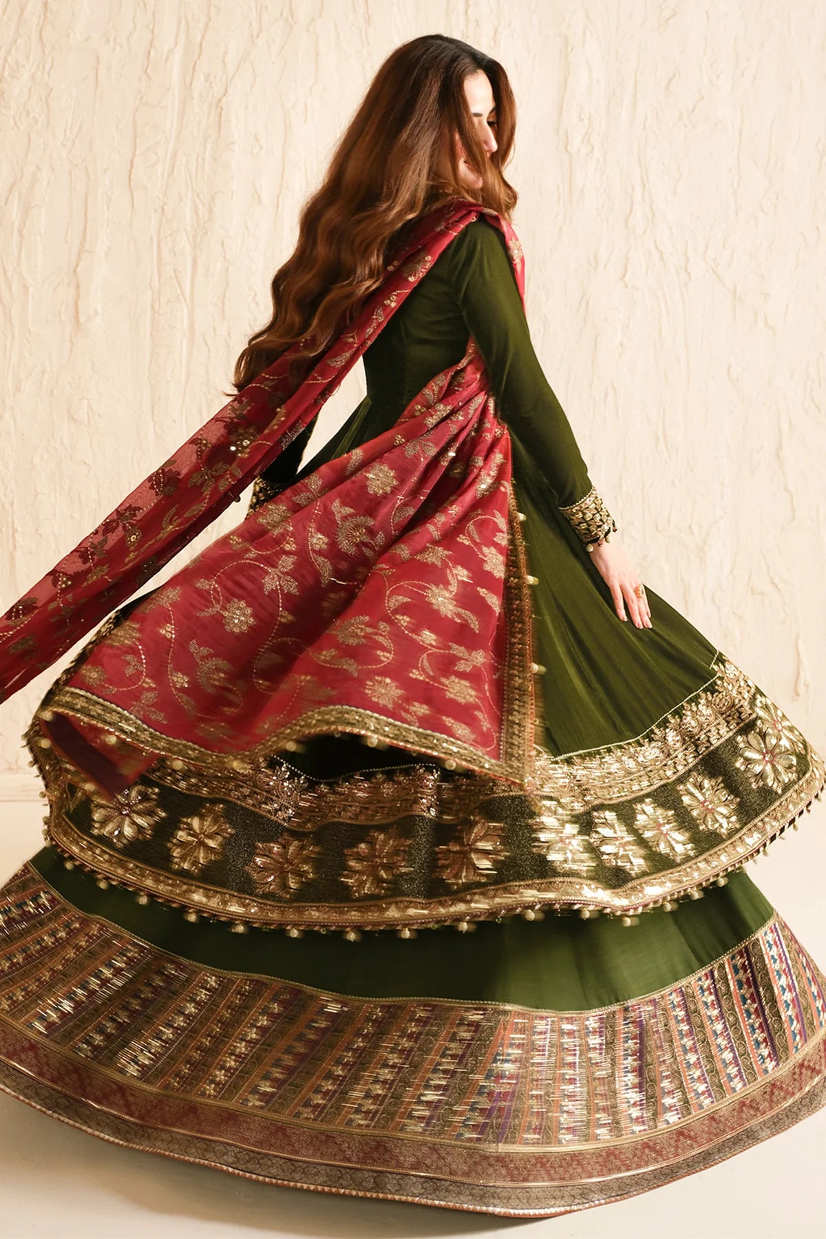 JZ-VF-D2036-0 | EMBROIDERED VELVET FORMAL | Jazmin