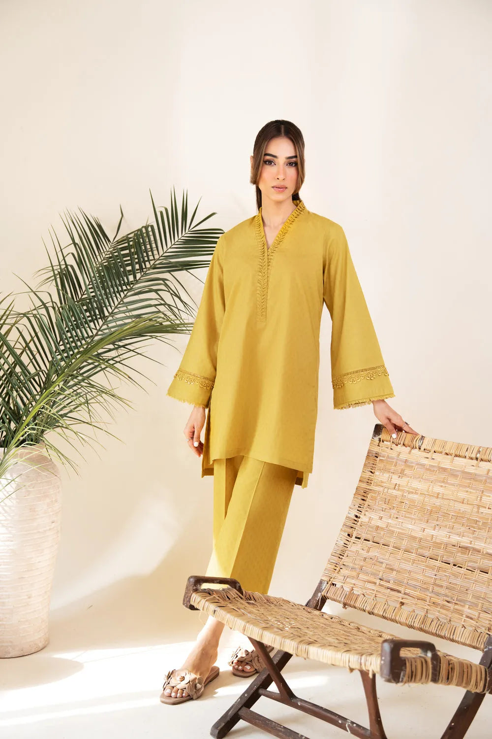 Radiate | Meri Zindagi Hai Tu '26 | Wear Insead