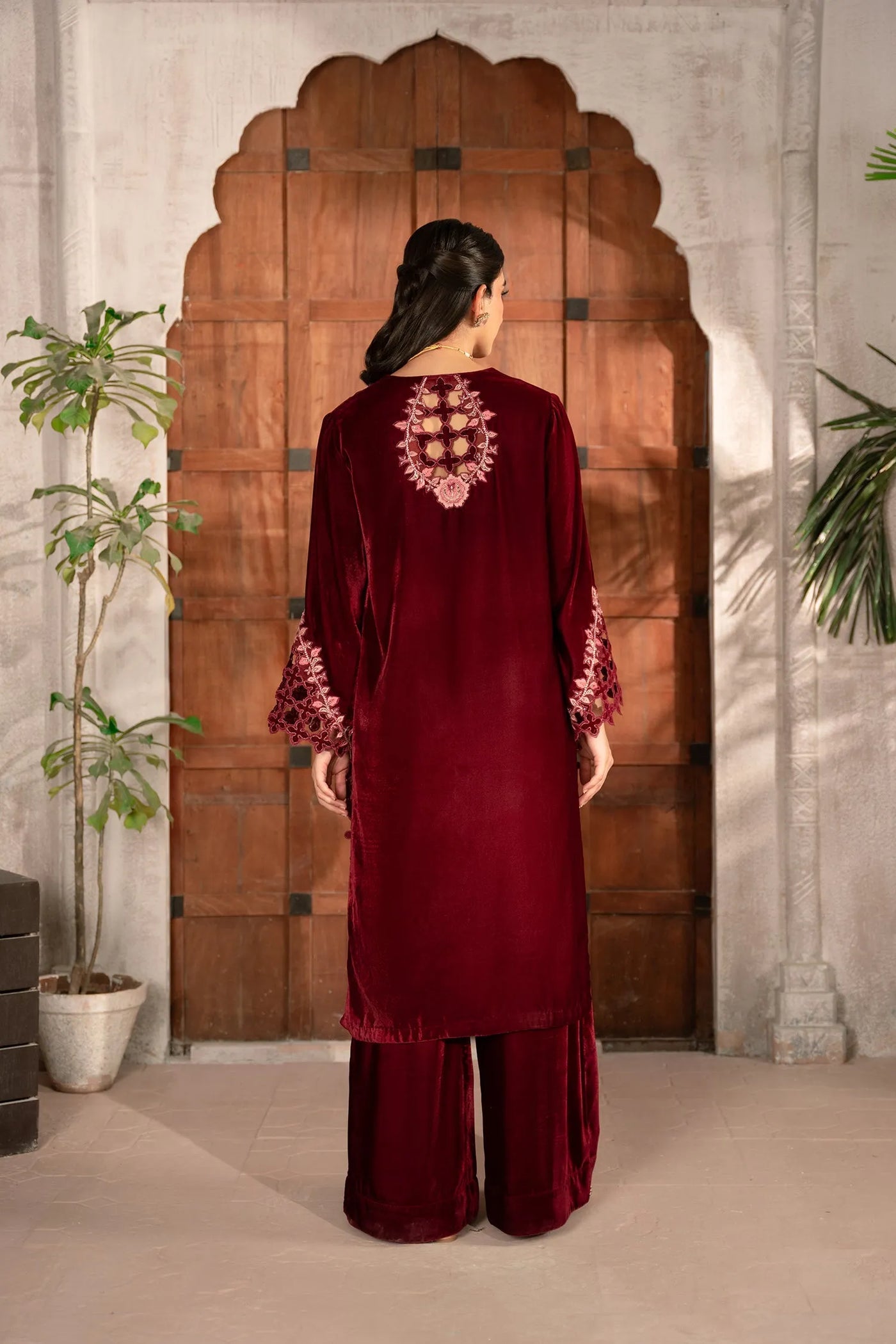 Red Garnet | Velvet Collection '25 | Studio Mehr