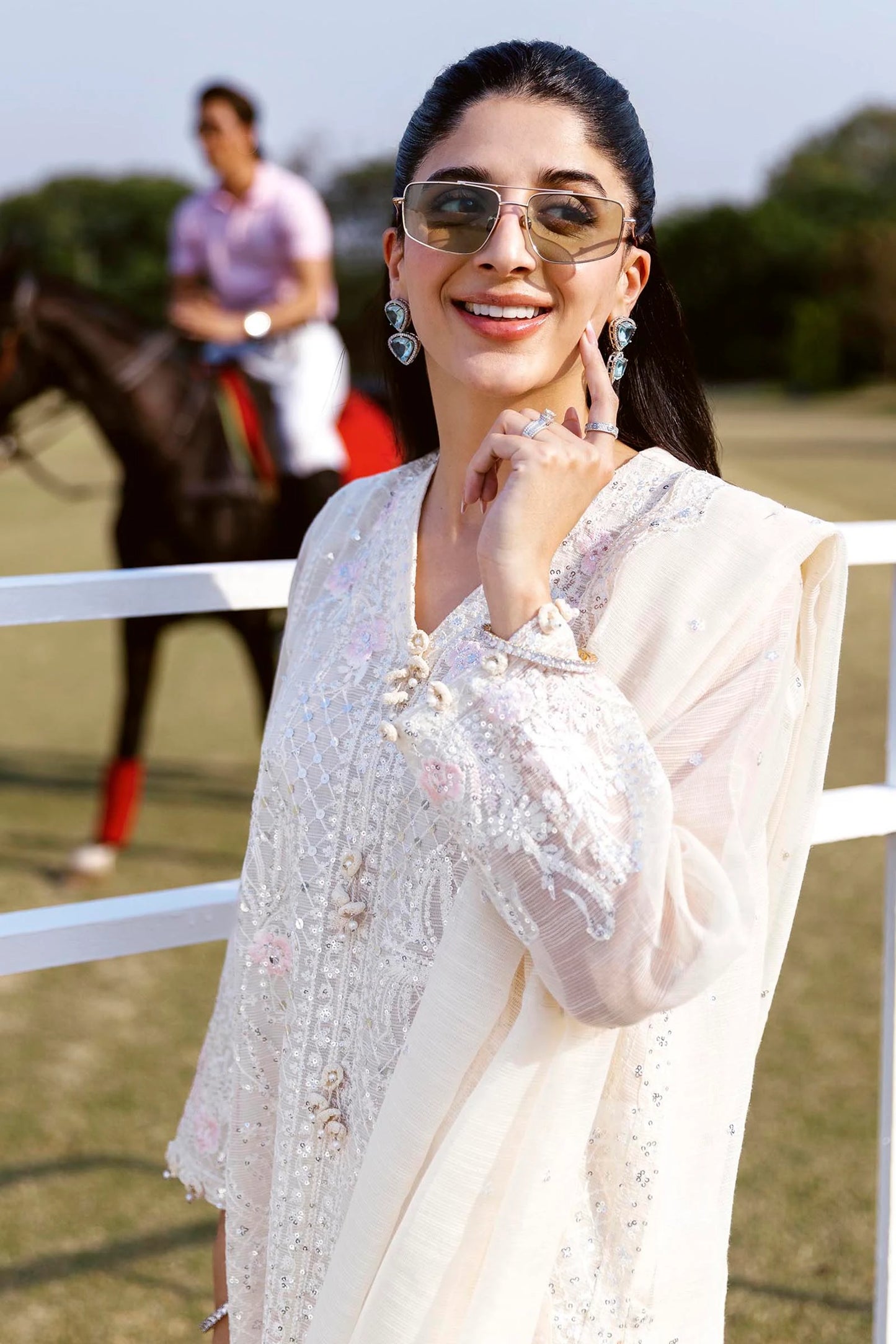STITCHED SLUB DUPATTA | Sana Safinaz