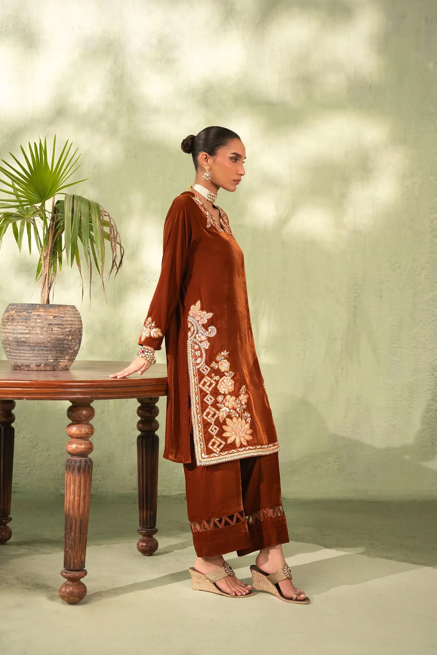 Sunstone | Velvet Collection '25 | Studio Mehr