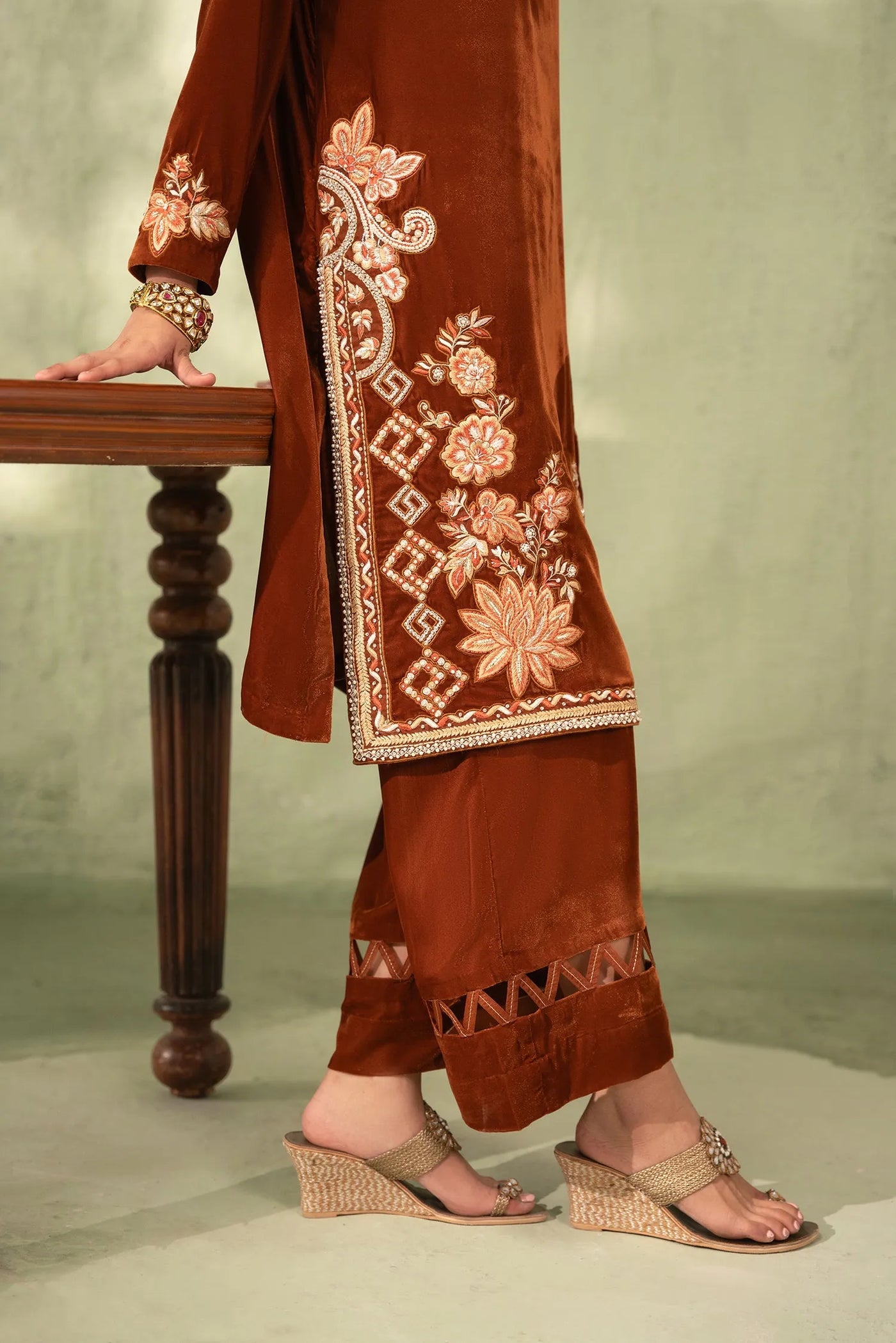 Sunstone | Velvet Collection '25 | Studio Mehr