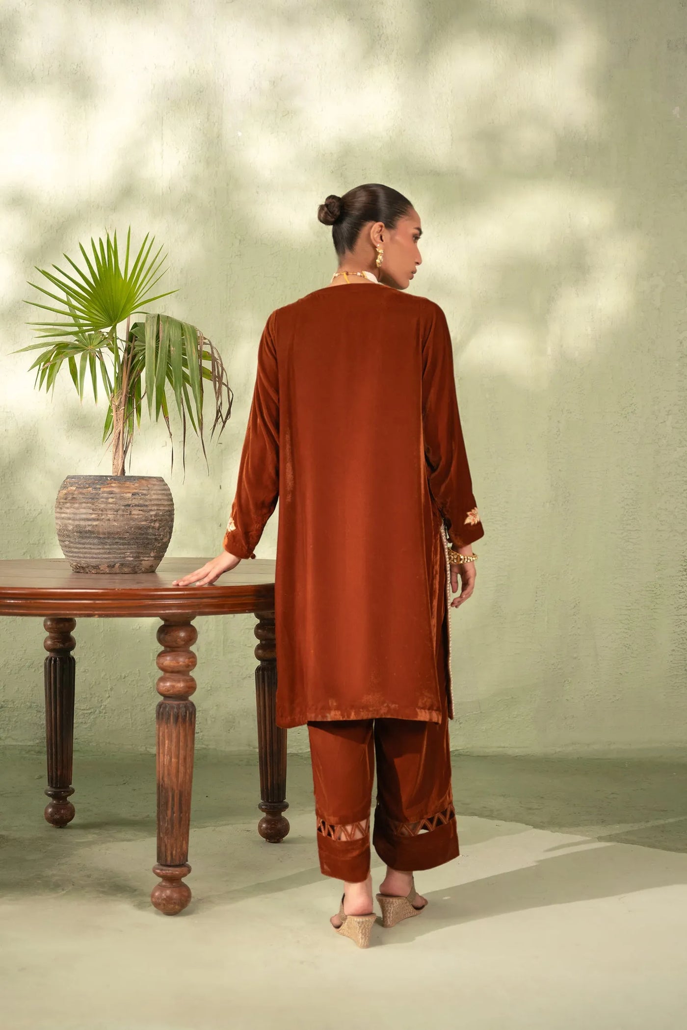 Sunstone | Velvet Collection '25 | Studio Mehr