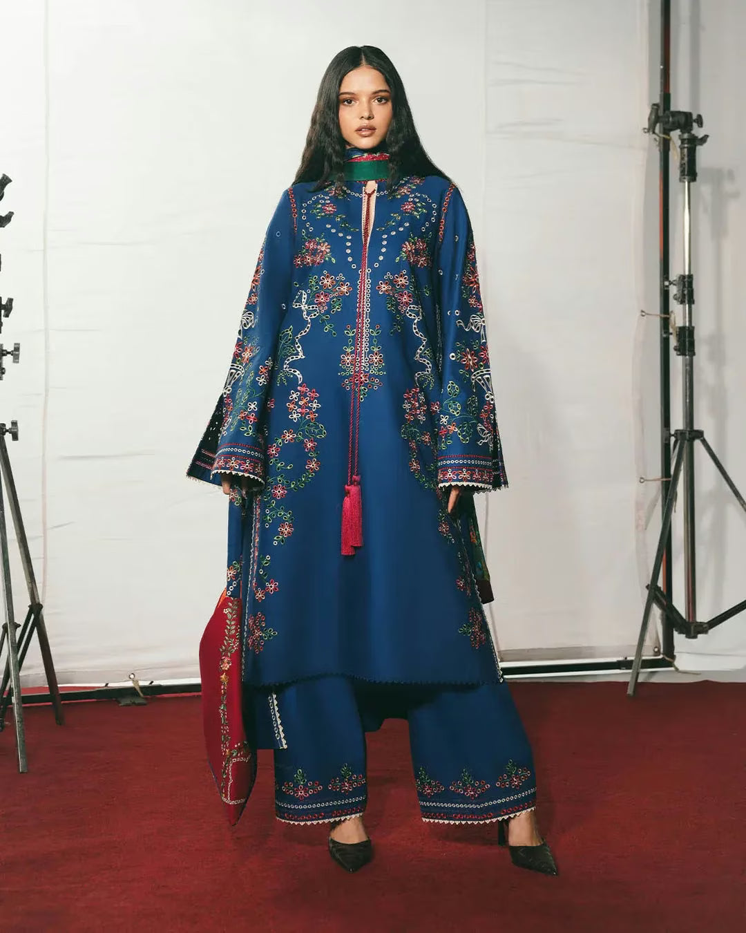 Peroz | The Reserved View SS / Edit I | Jugnu