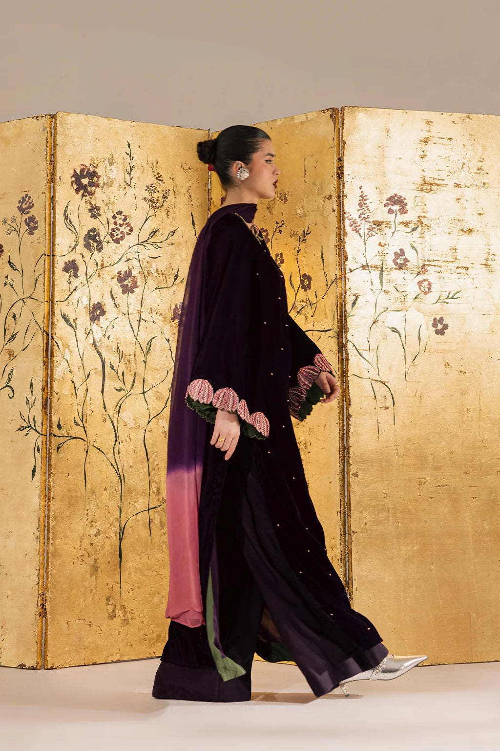 KV-59 | VELVET MUSES | VANYA