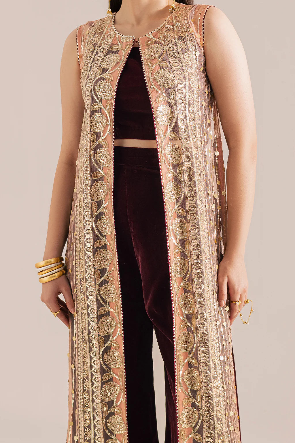 KV-64 | VELVET MUSES | VANYA