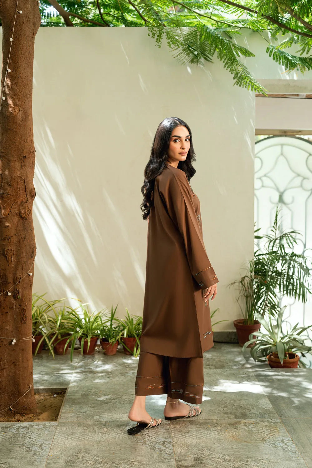 Walnut Set | Meri Zindagi Hai Tu '26 | Wear Insead