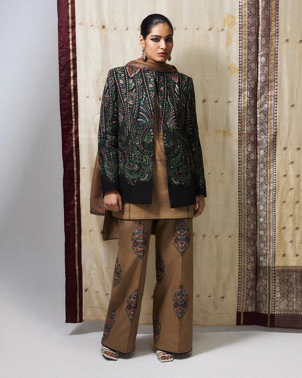NAJMA COAT | Khaddar Pret '26 | Jugnu Women