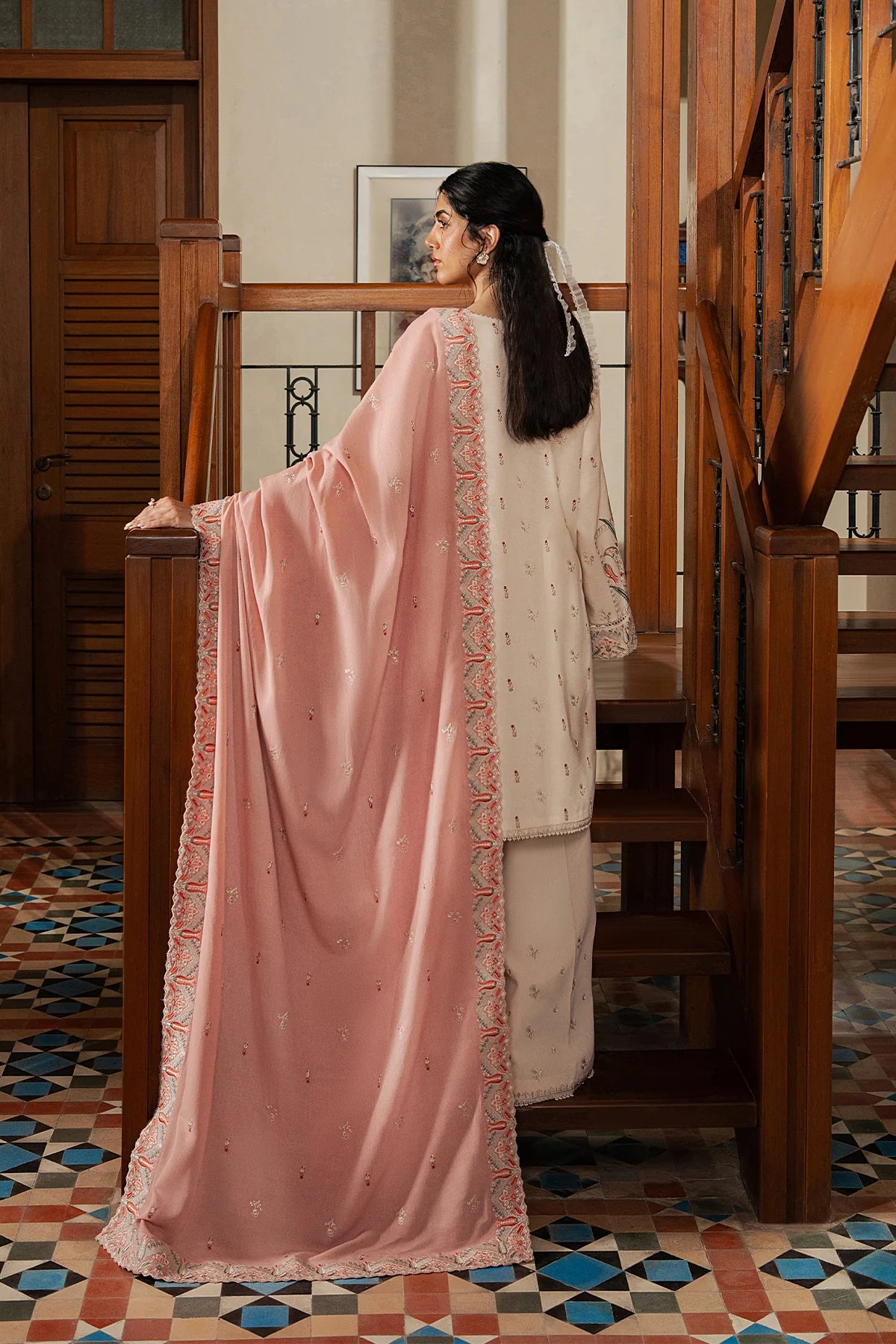 AVALINE | WINTER PRET ‘25 | AFROZEH