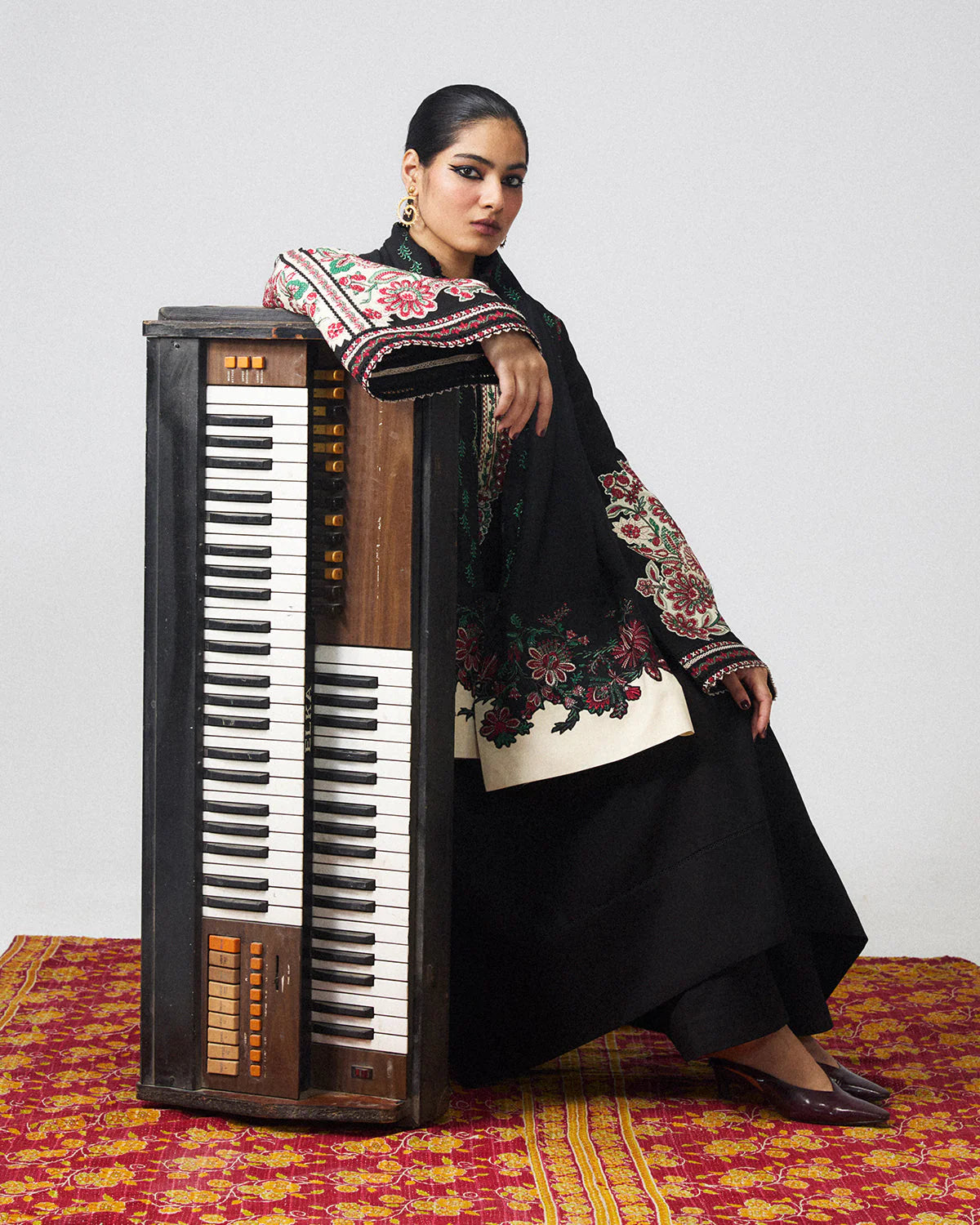 NAGINA | Khaddar Pret '26 | Jugnu Women