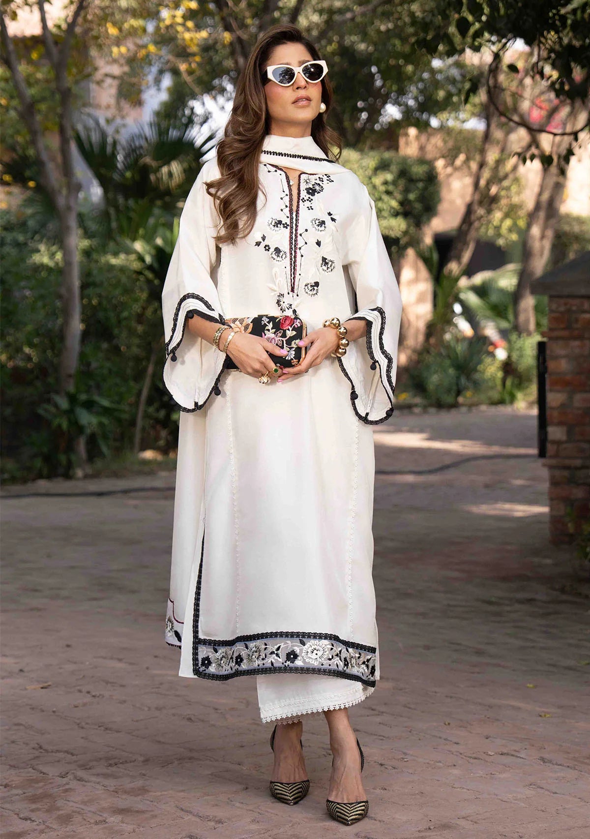 Tanaz White | New Arrivals | Zainab Zulfiqar