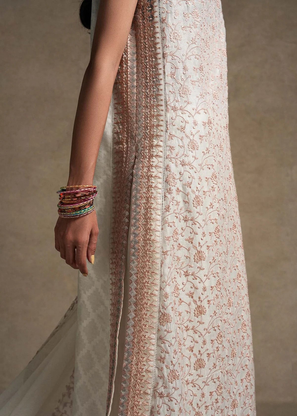 LWJ-2025-07-W | LAJ BY LAJWANTI